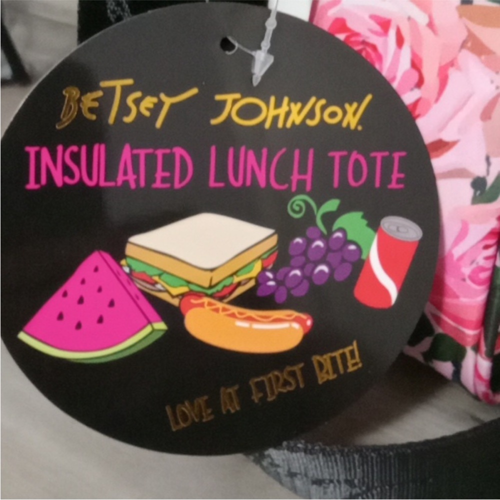 Betsey Johnson Insulated Cube Lunch Tote NWT - Picture 3 of 5